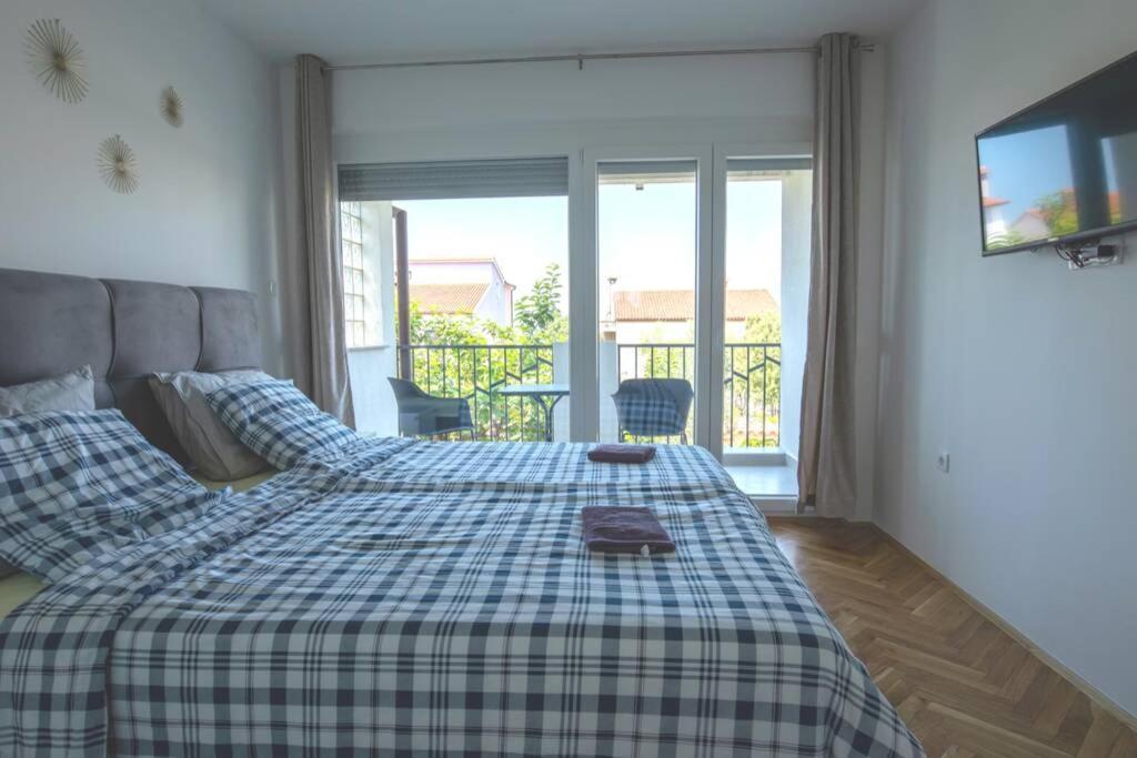 Willa Flora Relax House, Free Parking Peroj Zewnętrze zdjęcie