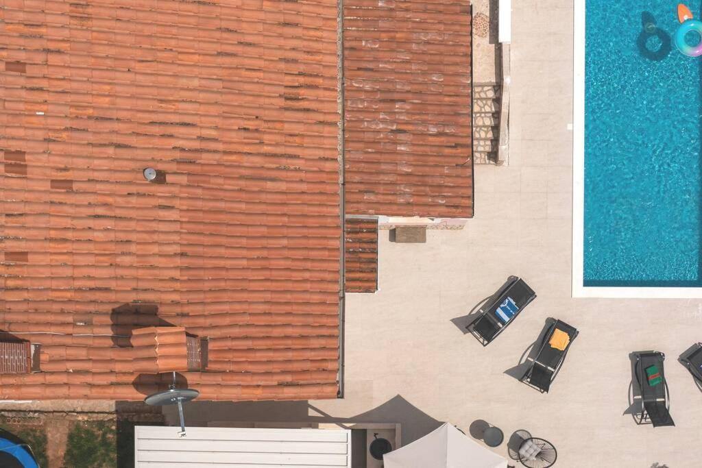 Willa Flora Relax House, Free Parking Peroj Zewnętrze zdjęcie