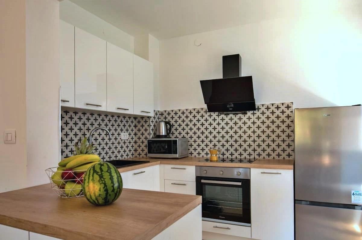 Willa Flora Relax House, Free Parking Peroj Zewnętrze zdjęcie